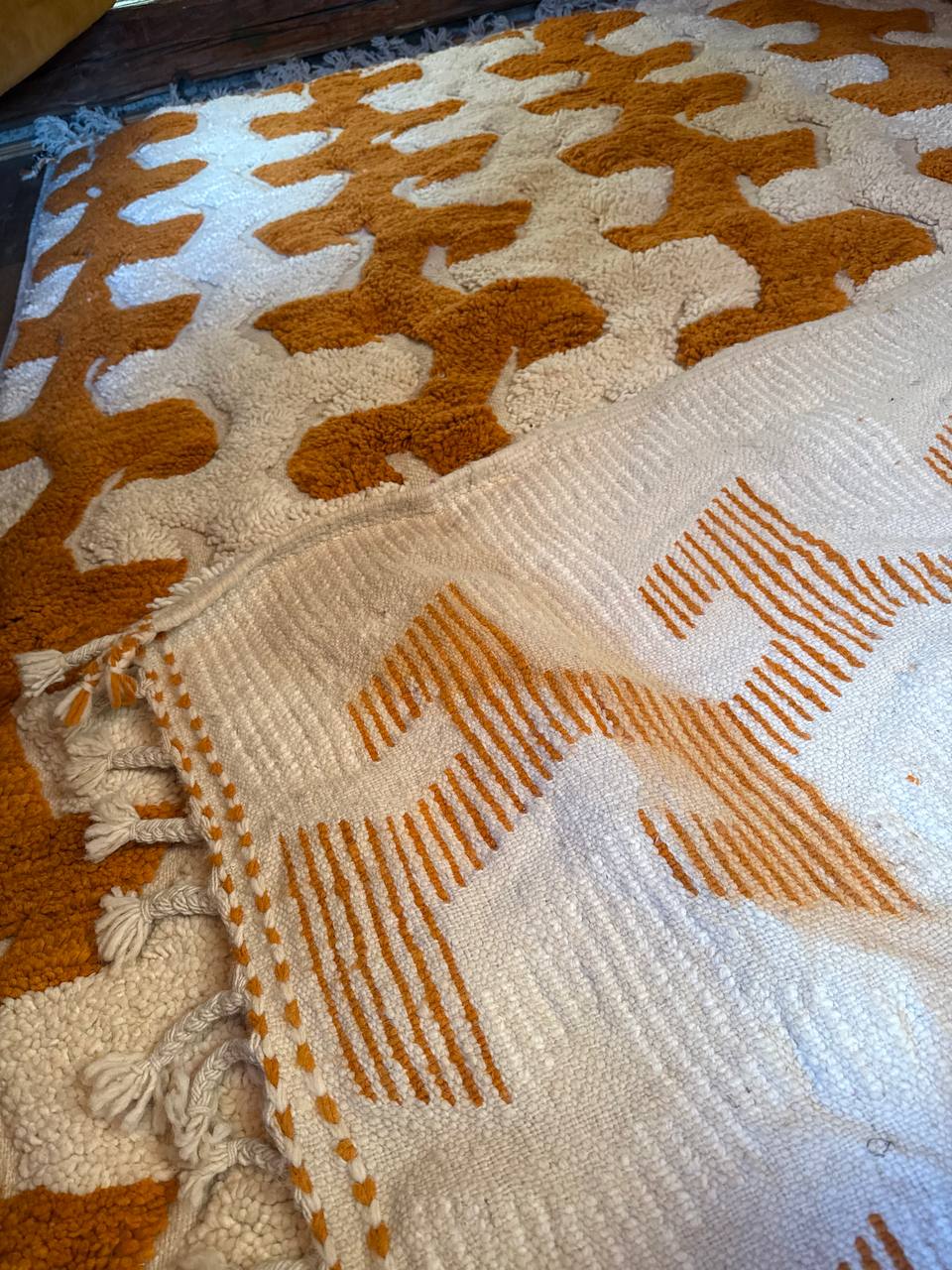 Tissint - Reversible Handcrafted Moroccan Wool Rug - 300x200cm