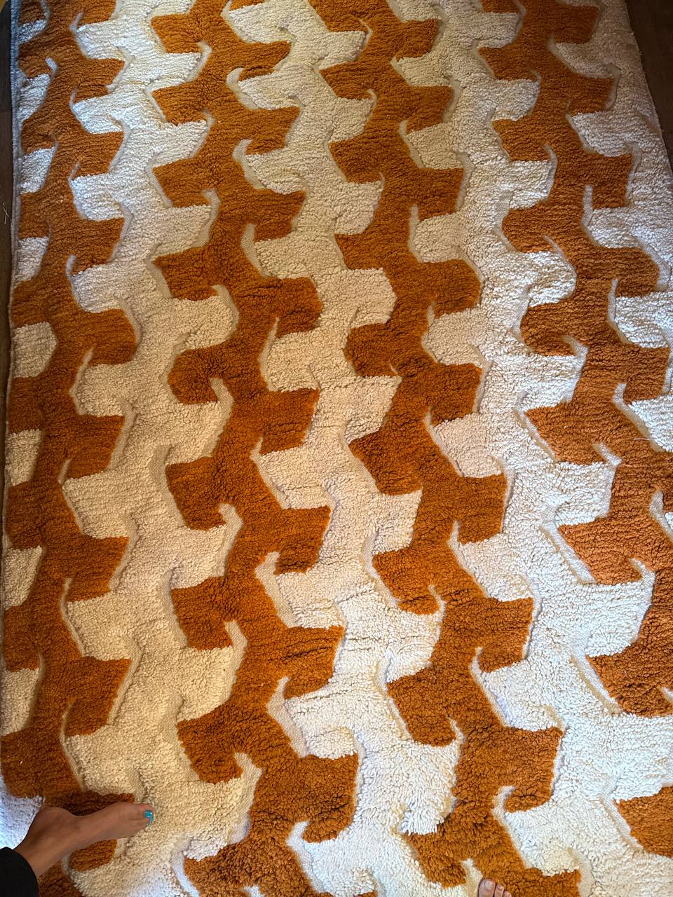 Tissint - Reversible Handcrafted Moroccan Wool Rug - 300x200cm