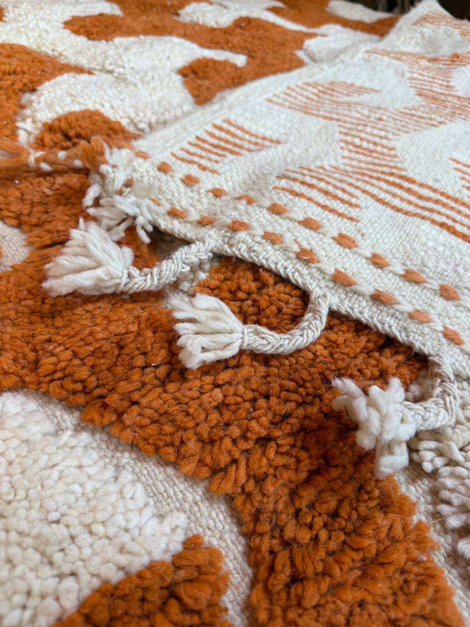 Tissint - Reversible Handcrafted Moroccan Wool Rug - 300x200cm